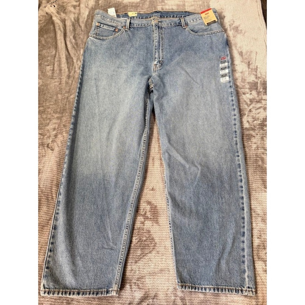 Levis 550 Relaxed Taper Jeans Mens 44x32 Light Wash Blue Denim Big & Tall NWT